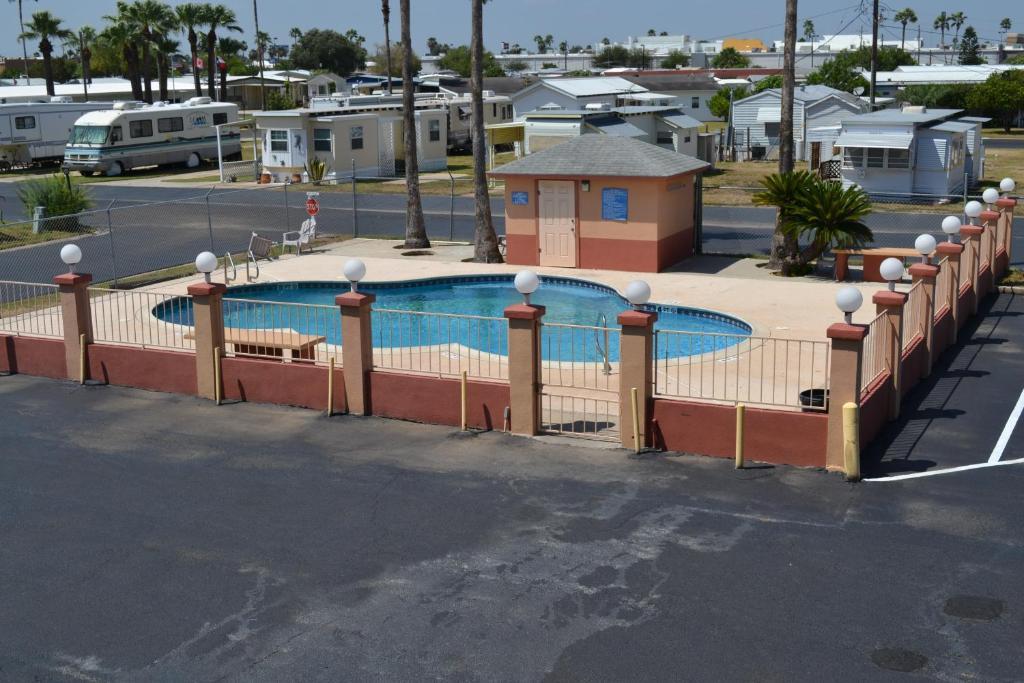 Deluxe Inn And Suites Weslaco Dış mekan fotoğraf
