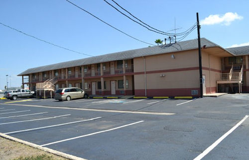 Deluxe Inn And Suites Weslaco Dış mekan fotoğraf