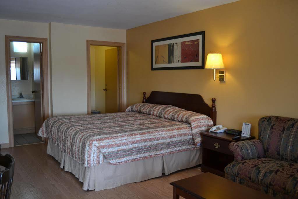 Deluxe Inn And Suites Weslaco Dış mekan fotoğraf